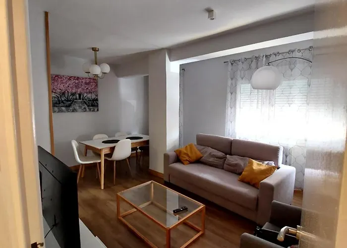 Casa Daoiz Y Velarde León